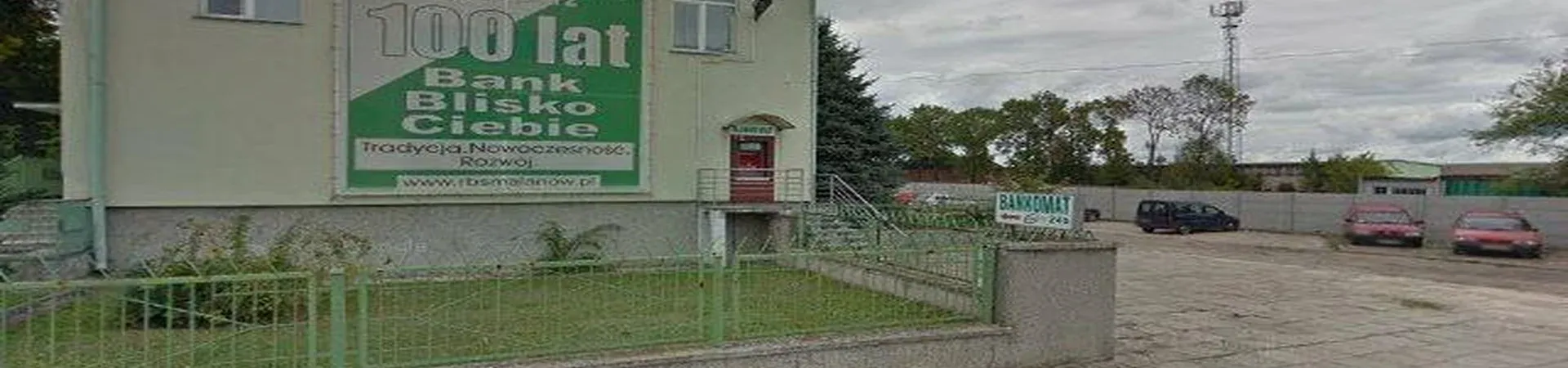Zdjęcie jednej z placówek banku spółdzielczego w Uniejowie