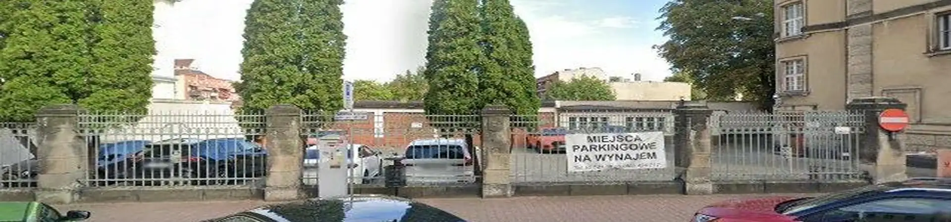 Zdjęcie placówki BNP Paribas Bank Polska S.A. przy ulicy Skarbowa w Lesznie