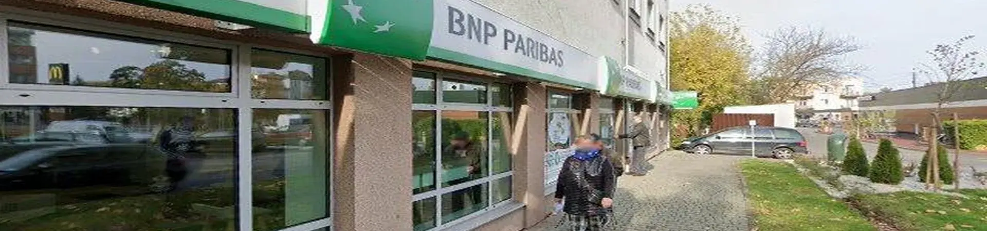 Zdjęcie placówki BNP Paribas Bank Polska S.A. przy ulicy Niecała w Pruszkowie