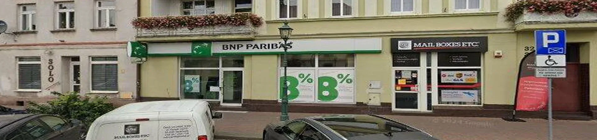 Zdjęcie placówki BNP Paribas Bank Polska S.A. przy ulicy Rynku w Swarzędzu