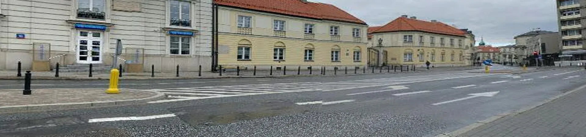 Zdjęcie jednej z placówek Citibanku w Warszawie