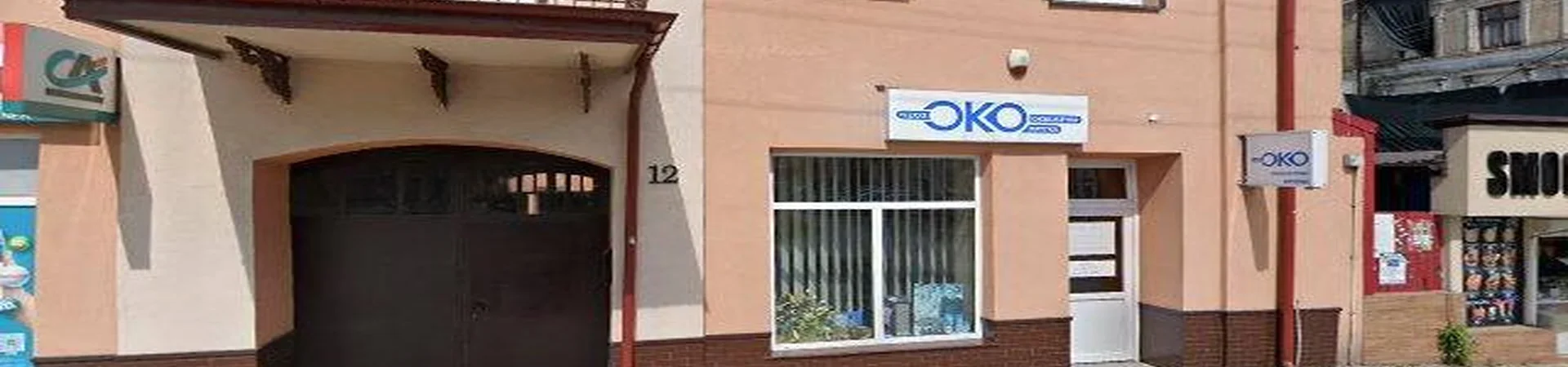 Zdjęcie placówki Credit Agricole przy placu Jana Pawła II w Brzezinach