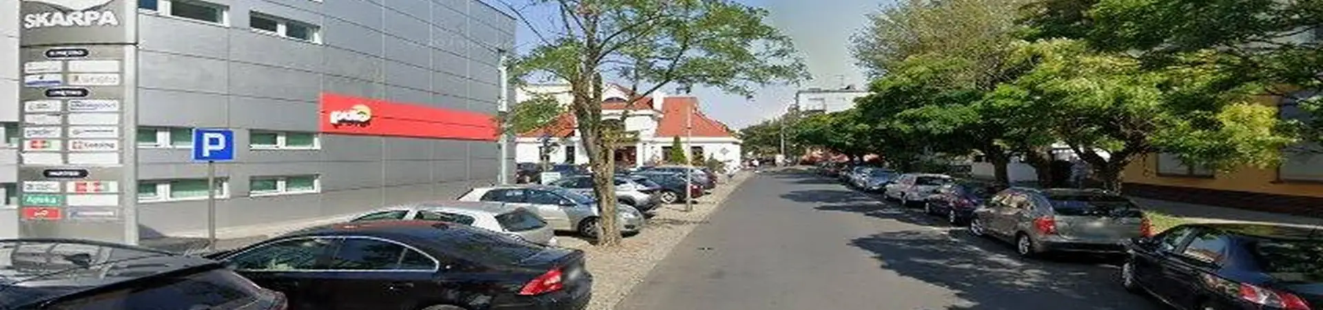 Zdjęcie jednej z placówek Credit Agricole w Koninie