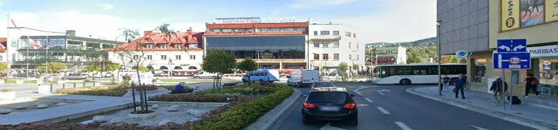 Zdjęcie placówki Credit Agricole przy ulicy Rynek w Limanowej