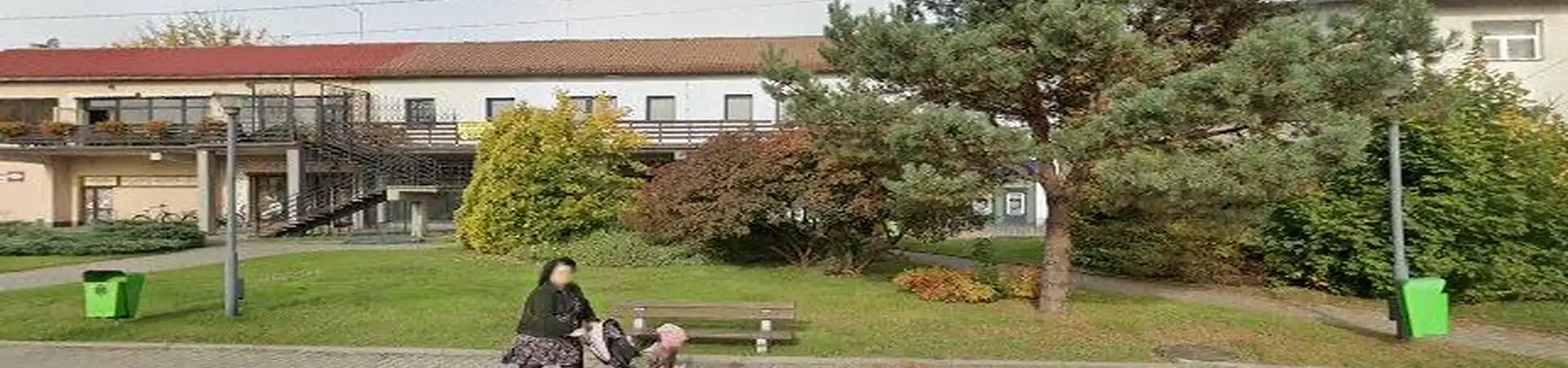 Zdjęcie placówki PKO Bank Polski przy ulicy 1 Maja w Kaletach