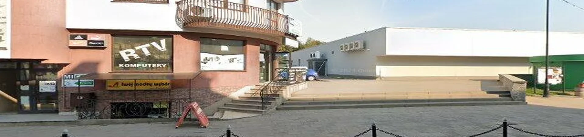 Zdjęcie placówki PKO Bank Polski przy ulicy Głównej w Łapach