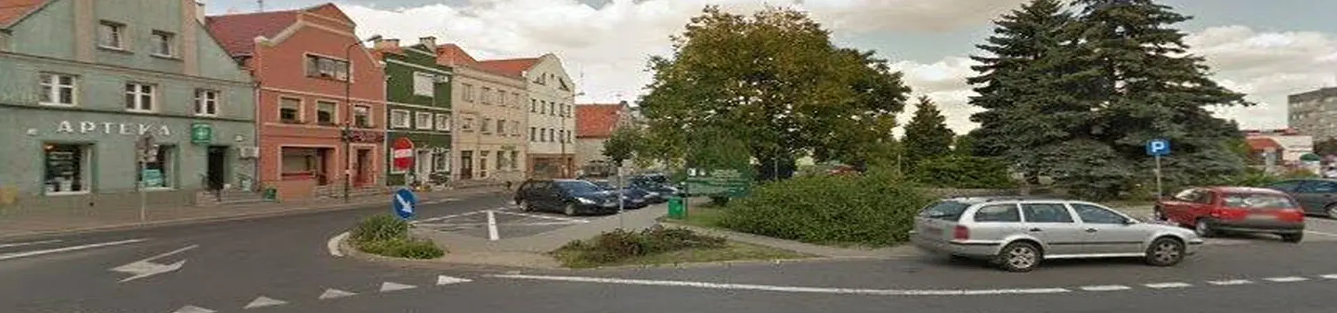 Zdjęcie placówki PKO Bank Polski przy placu Wolności w Wąsoszu