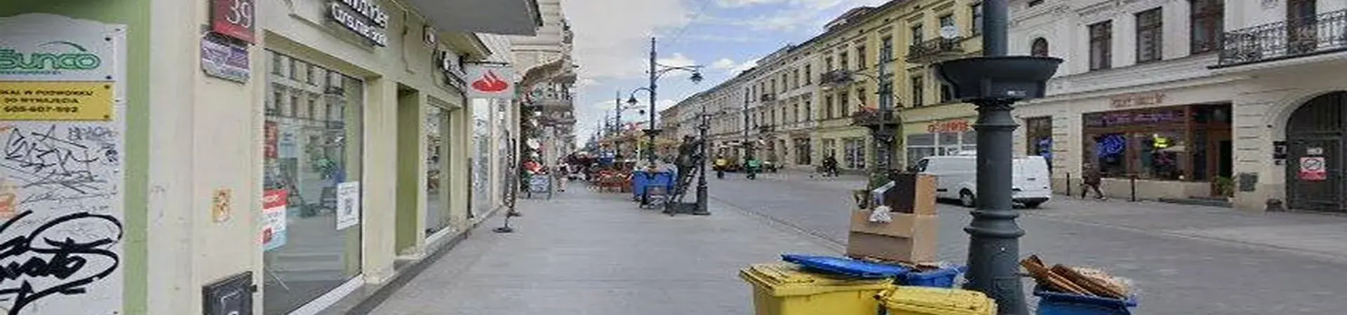 Zdjęcie jednej z placówek banku Santander w Łodzi