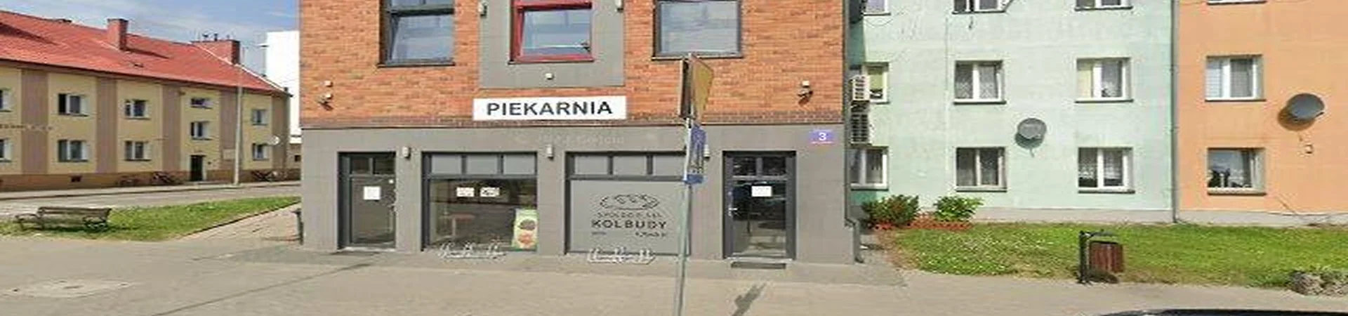 Zdjęcie placówki Santander Consumer Bank przy ulicy Dworcowa w Nowym Dworze Gdańskim