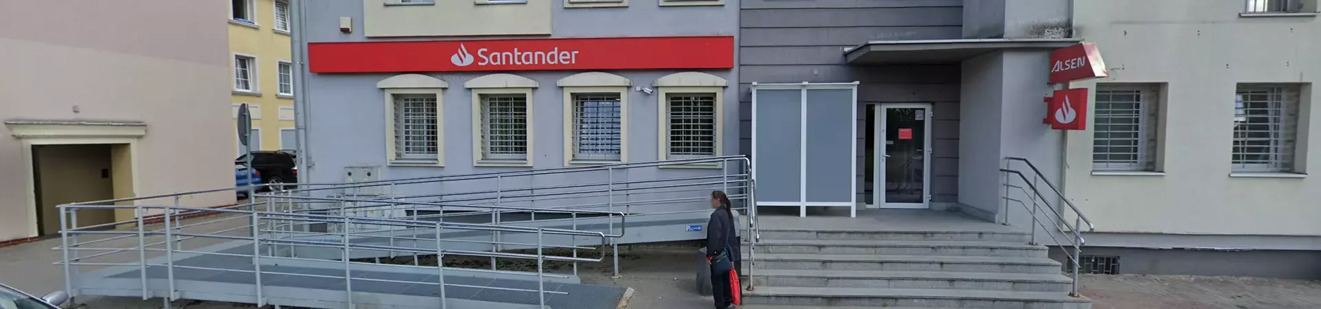 Zdjęcie placówki Santander przy ulicy Bolesława Prusa w Prabutach