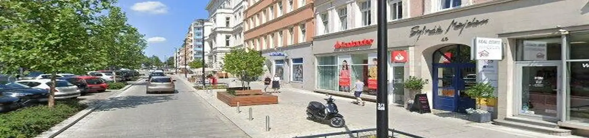 Zdjęcie jednej z placówek banku Santander w Szczecinie