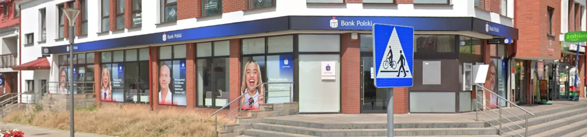 Zdjęcie placówki PKO Bank Polski przy ulicy Adama Mickiewicza w Kętrzynie