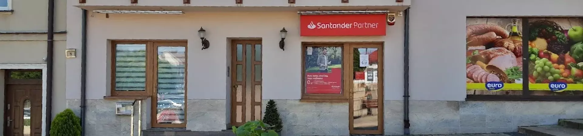 Zdjęcie placówki Santander przy ulicy Kieleckiej w Chęcinach