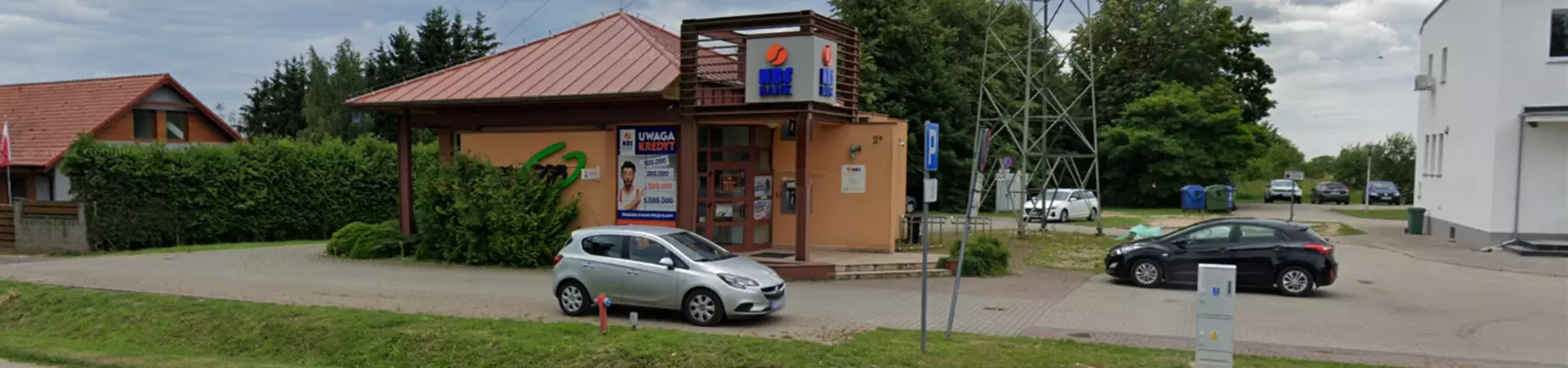 Zdjęcie placówki Banku Spółdzielczego w Szydłowie-Jaraczewie przy ulicy 2B. Kraków